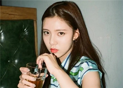 双子女喜欢一个人的表现,实在是隐藏的太深了1